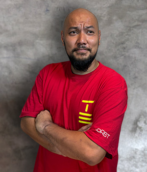 三徳 昂平